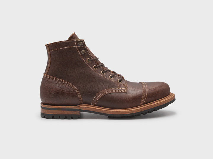 360° rotating view of the Natural Rough Shot Cap Toe boot